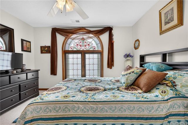 16100 E 34th Terrace, Independence, MO 64055