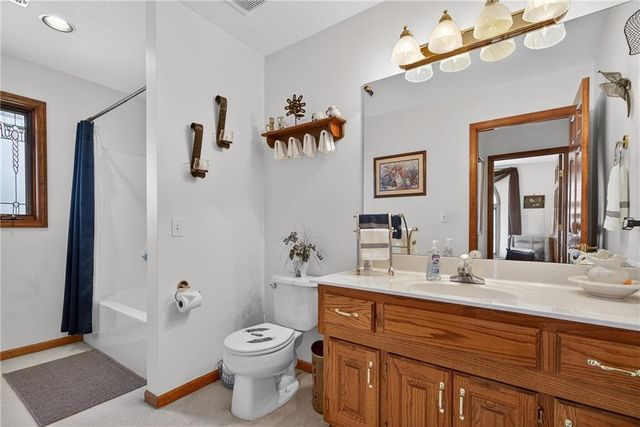 16100 E 34th Terrace, Independence, MO 64055