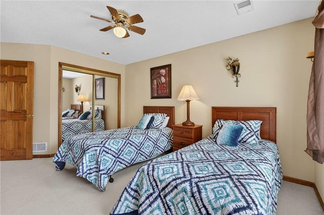 16100 E 34th Terrace, Independence, MO 64055