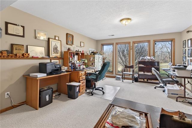 16100 E 34th Terrace, Independence, MO 64055