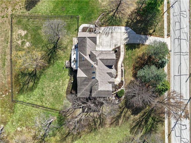 16100 E 34th Terrace, Independence, MO 64055