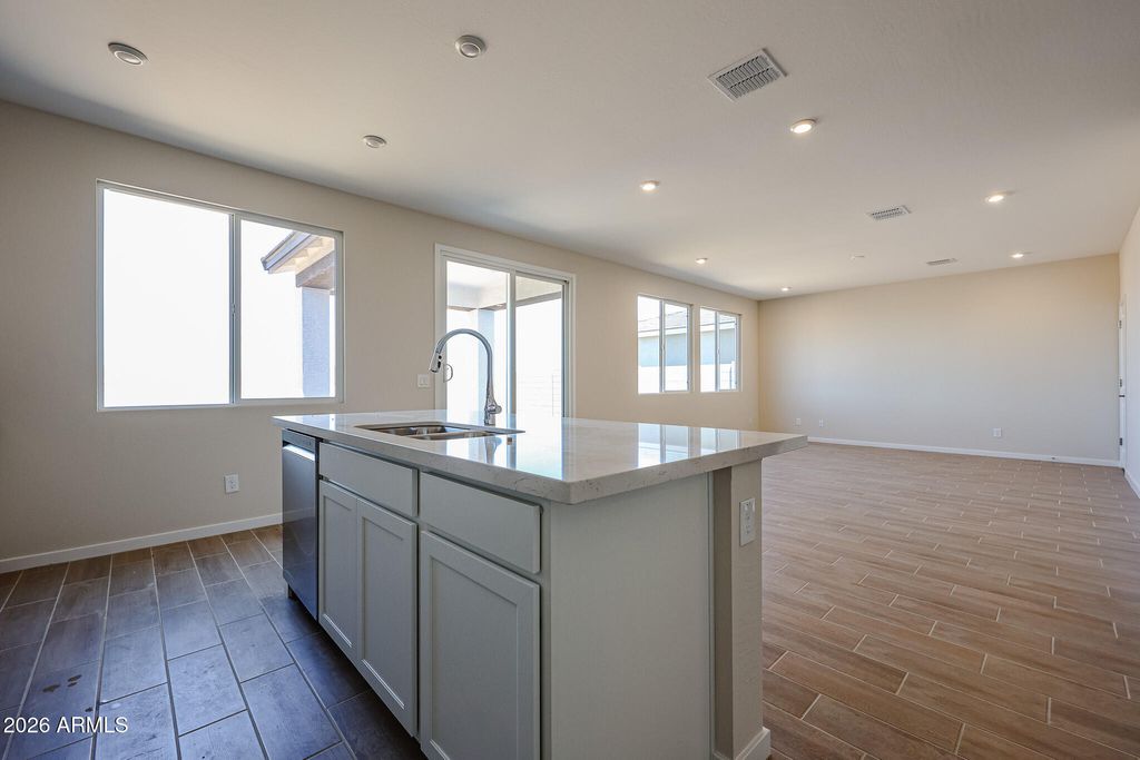 6210 E CROCKETT Way, San Tan Valley, AZ 85143 — photo 5