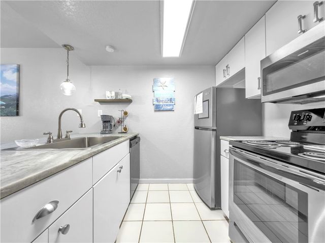 14921 Windward Dr 211, Corpus Christi, TX 78418