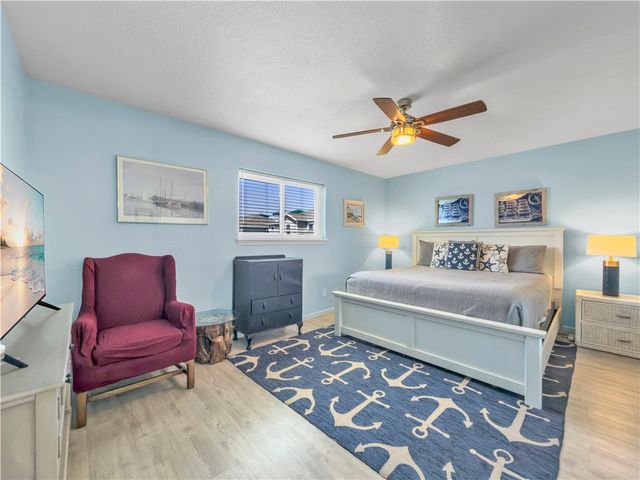 14921 Windward Dr 211, Corpus Christi, TX 78418