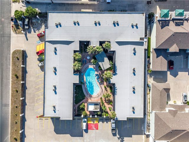 14921 Windward Dr 211, Corpus Christi, TX 78418