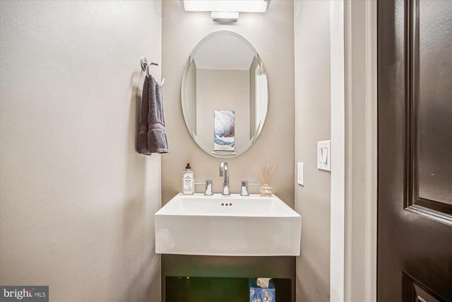 1521 9TH ST NW, Washington, DC 20001