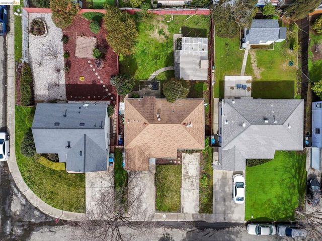 104 Foster St, Vallejo, CA 94591