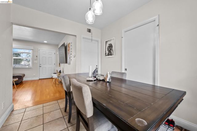 104 Foster St, Vallejo, CA 94591