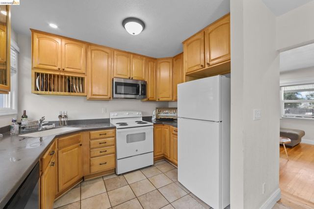 104 Foster St, Vallejo, CA 94591