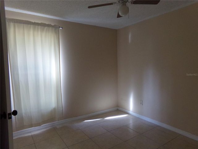 1041 KELSEY AVE, Oviedo, FL 32765