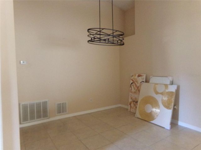 1041 KELSEY AVE, Oviedo, FL 32765