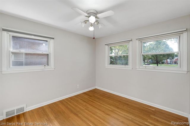 1283 E Melton Road, Birmingham, MI 48009