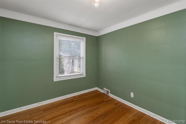 1283 E Melton Road, Birmingham, MI 48009