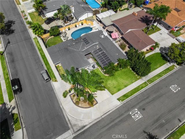 2113 W Niobe, Anaheim, CA 92804