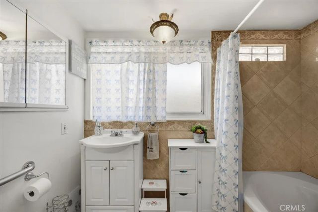 2113 W Niobe, Anaheim, CA 92804