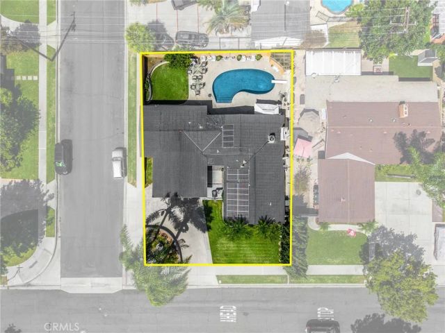 2113 W Niobe, Anaheim, CA 92804