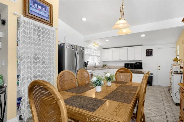 2113 W Niobe, Anaheim, CA 92804