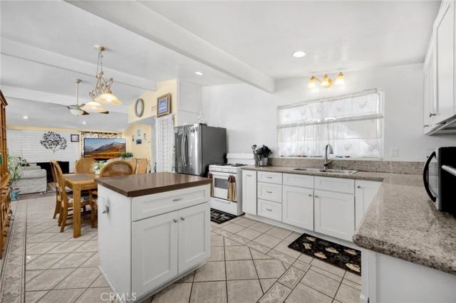 2113 W Niobe, Anaheim, CA 92804