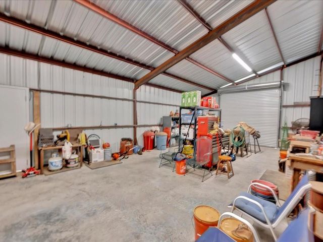 1105 Cc Road, Diboll, TX 75941