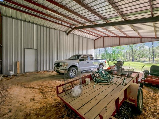 1105 Cc Road, Diboll, TX 75941