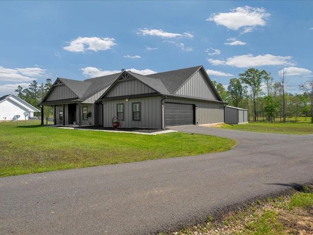 1105 Cc Road, Diboll, TX 75941