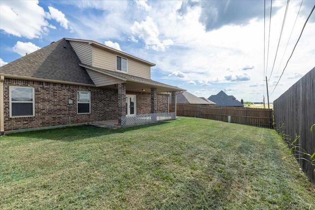 5427 NW King Richard Ave, Lawton, OK 73505