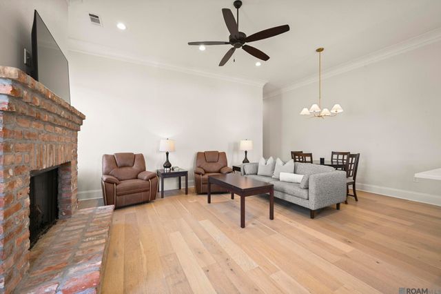 13201 Magnolia Square Dr, Central, LA 70818