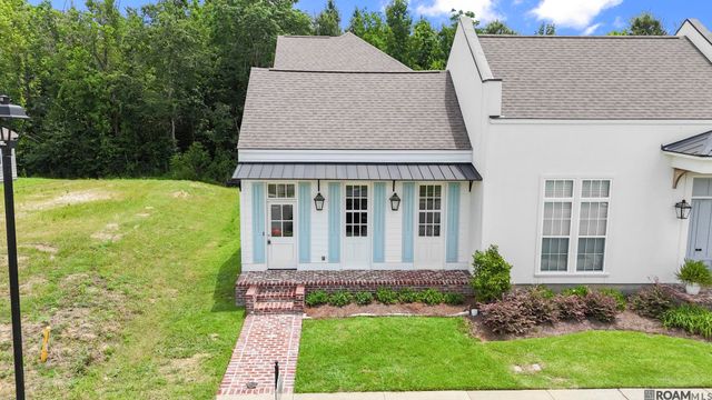 13201 Magnolia Square Dr, Central, LA 70818