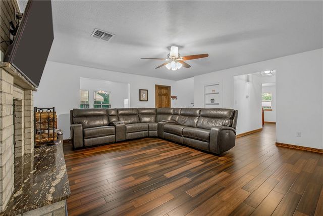 13863 Fm 2154 Road, College Station, TX 77845