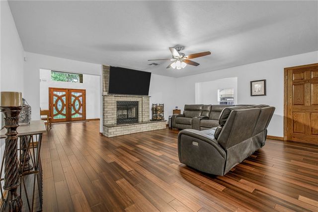 13863 Fm 2154 Road, College Station, TX 77845