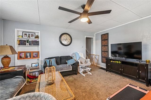 832-834 Washington St., Mt Pleasant Twp, PA 15666