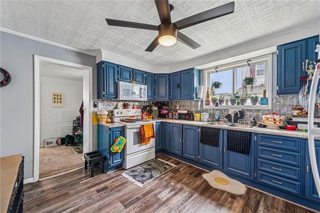 832-834 Washington St., Mt Pleasant Twp, PA 15666