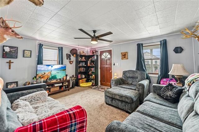 832-834 Washington St., Mt Pleasant Twp, PA 15666