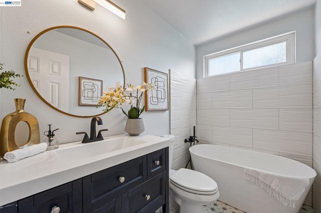 933 Algonquin Ave, Livermore, CA 94551