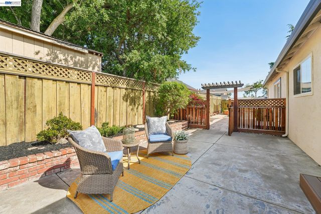 933 Algonquin Ave, Livermore, CA 94551