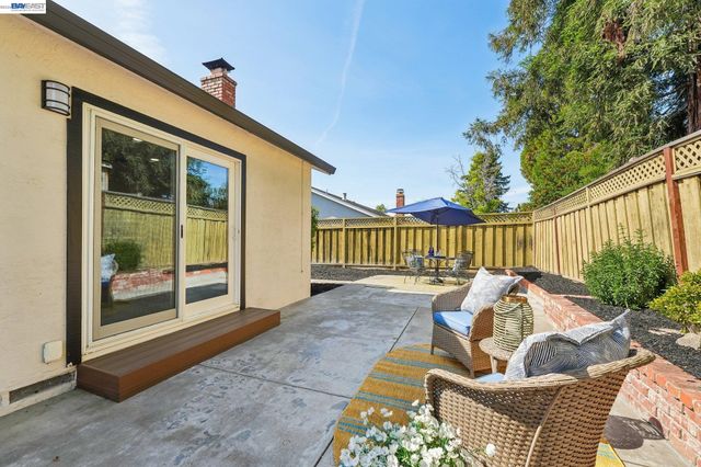 933 Algonquin Ave, Livermore, CA 94551