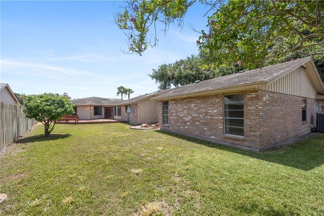 4821 Augusta Cir, Corpus Christi, TX 78413