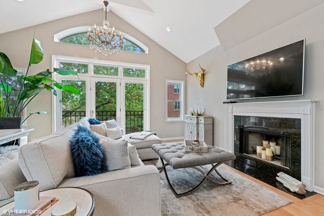 840 N Wood Street 3, Chicago, IL 60622