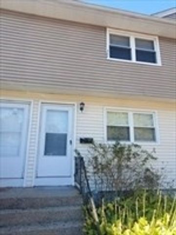 174 Pine Street 23, Holbrook, MA 02343