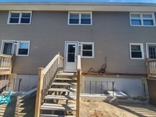174 Pine Street 23, Holbrook, MA 02343