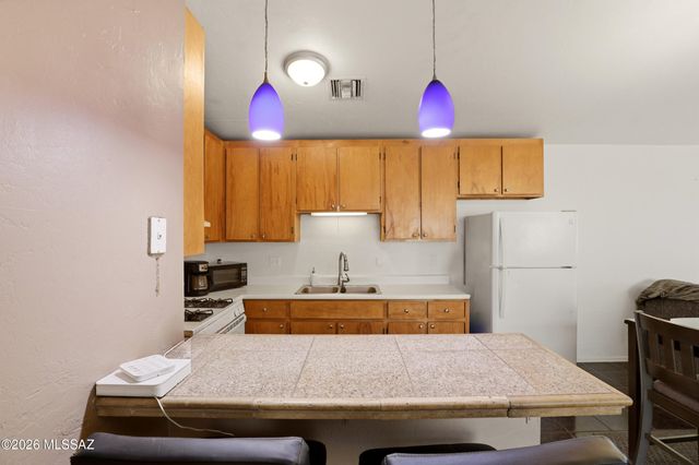 2526 N Balboa Avenue, Tucson, AZ 85705