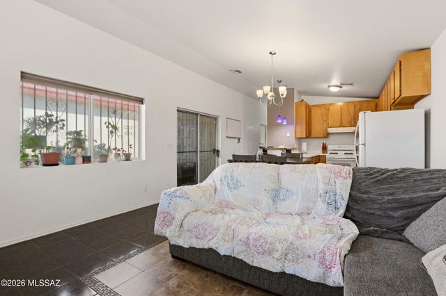 2526 N Balboa Avenue, Tucson, AZ 85705