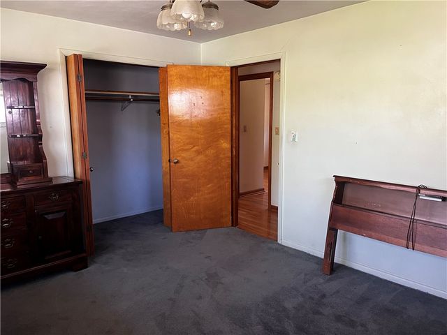 560 Sells Ln, City Of Greensburg, PA 15601
