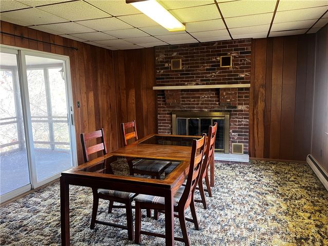 560 Sells Ln, City Of Greensburg, PA 15601
