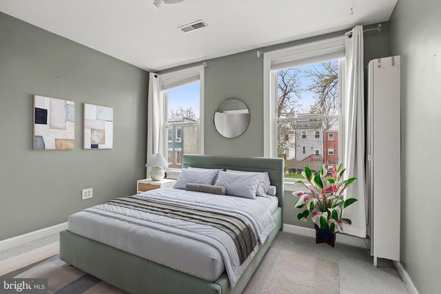 1648 KRAMER ST NE, Washington, DC 20002