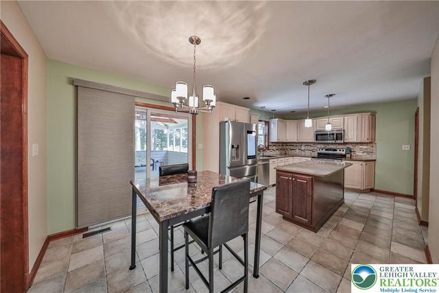 114 Hollow Drive, Jackson Twp, PA 18360