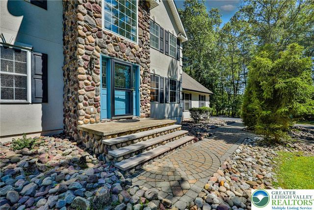 114 Hollow Drive, Jackson Twp, PA 18360