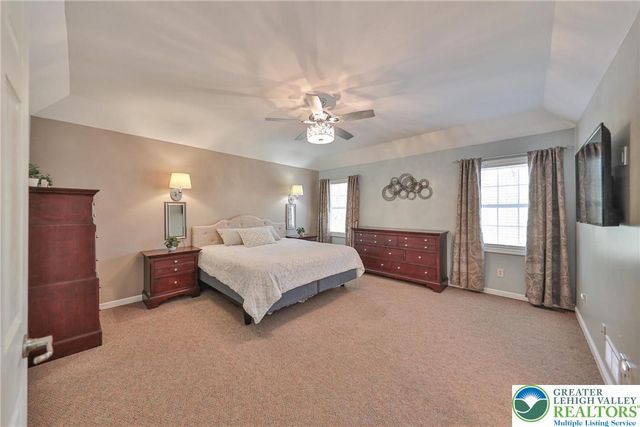 114 Hollow Drive, Jackson Twp, PA 18360