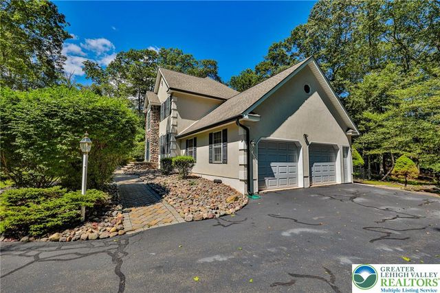 114 Hollow Drive, Jackson Twp, PA 18360
