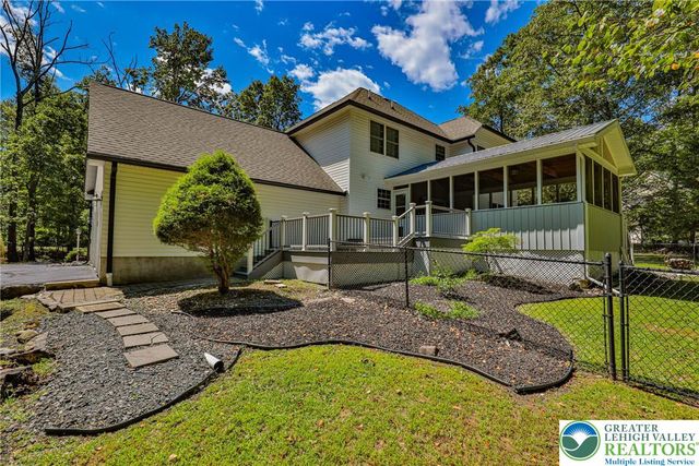 114 Hollow Drive, Jackson Twp, PA 18360